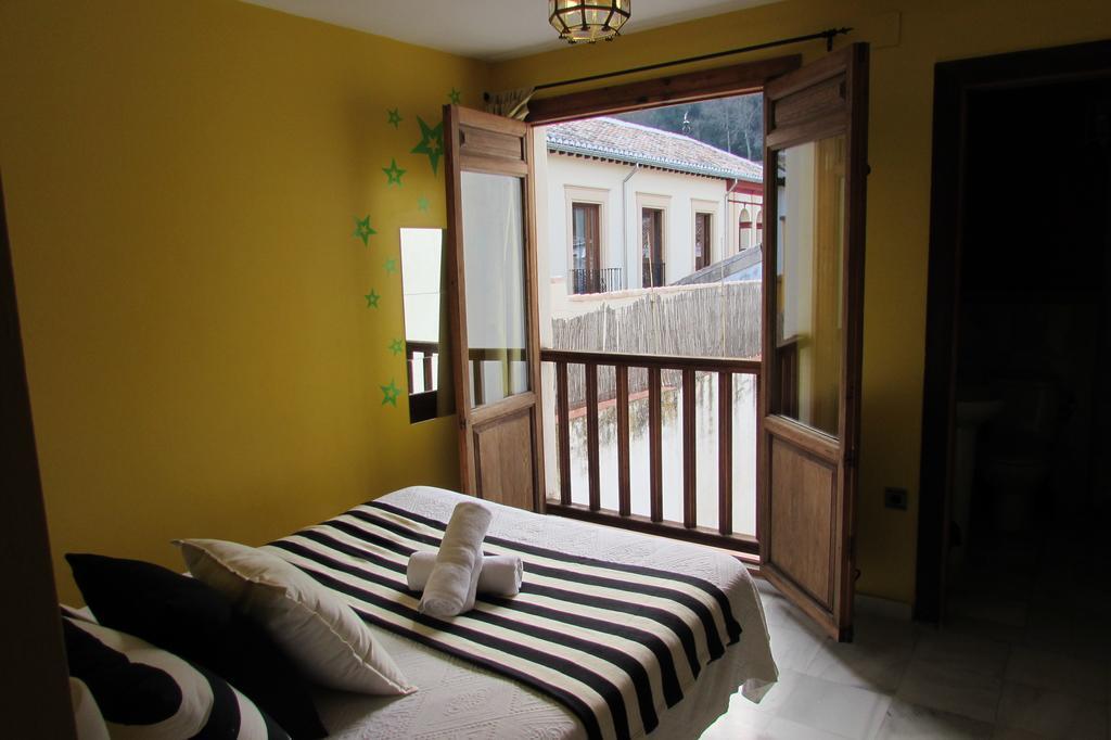 White Nest Hostal Granada