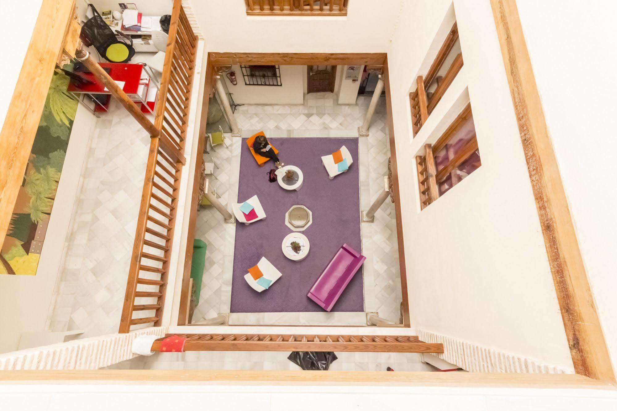 White Nest Hostal Granada