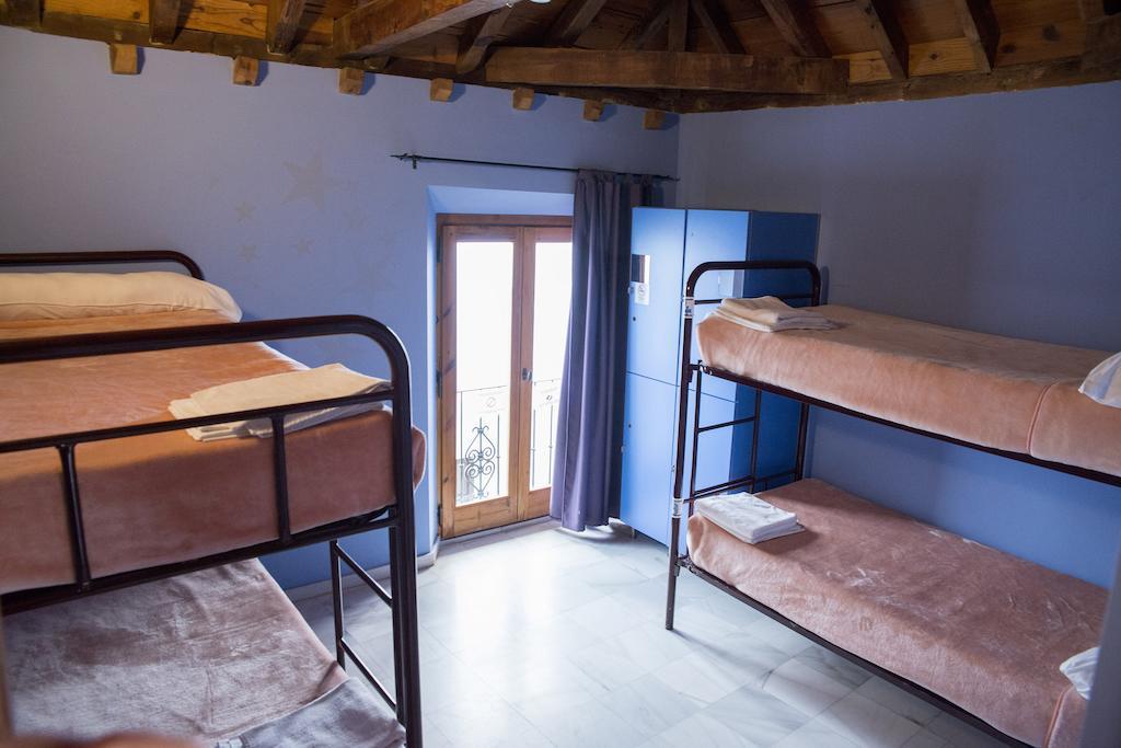 White Nest Hostel *